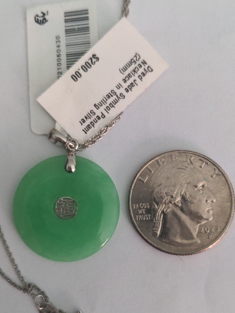 NWT Macy's Green Jade Disc Pendant Necklace, Solid Sterling Silver., Genuine Gem - Picture 5 of 8